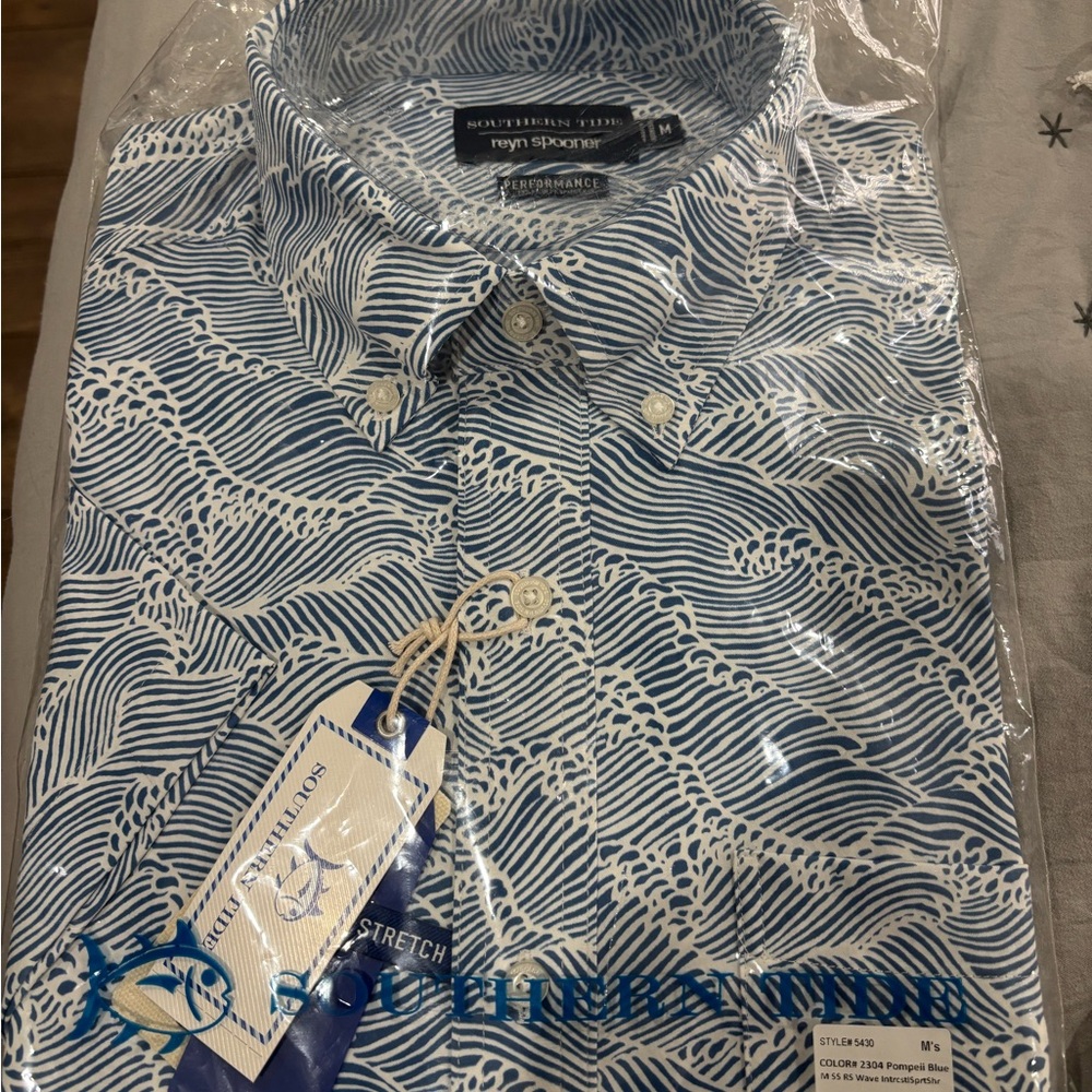 Reyn Spooner Wave Print Shirt by Southern Tide